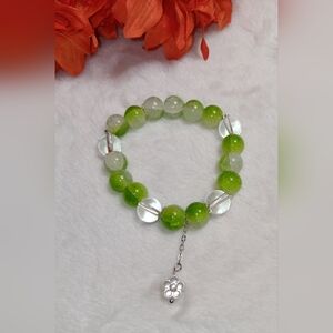 Green and White Beaded Bracelet